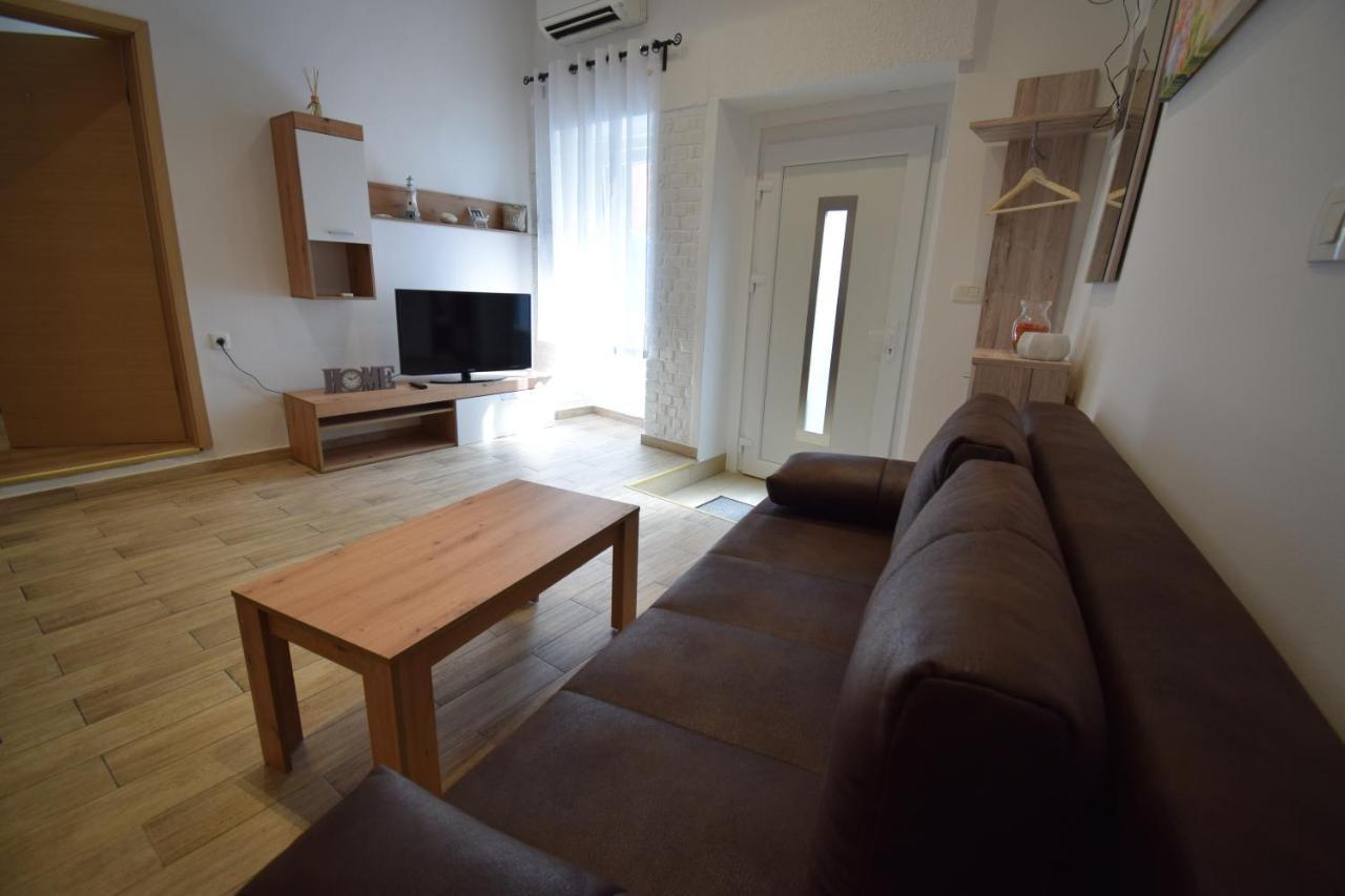 City Core Apartment Koper Exterior foto